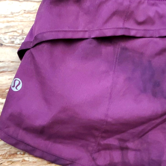 Lululemon short - Picture 3 of 5